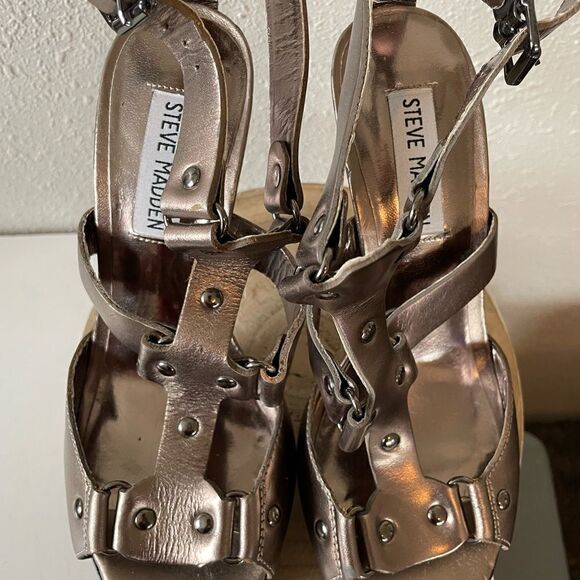 Steve Madden Strappy Leather Heels Size 7.5 EUC - Picture 2 of 6